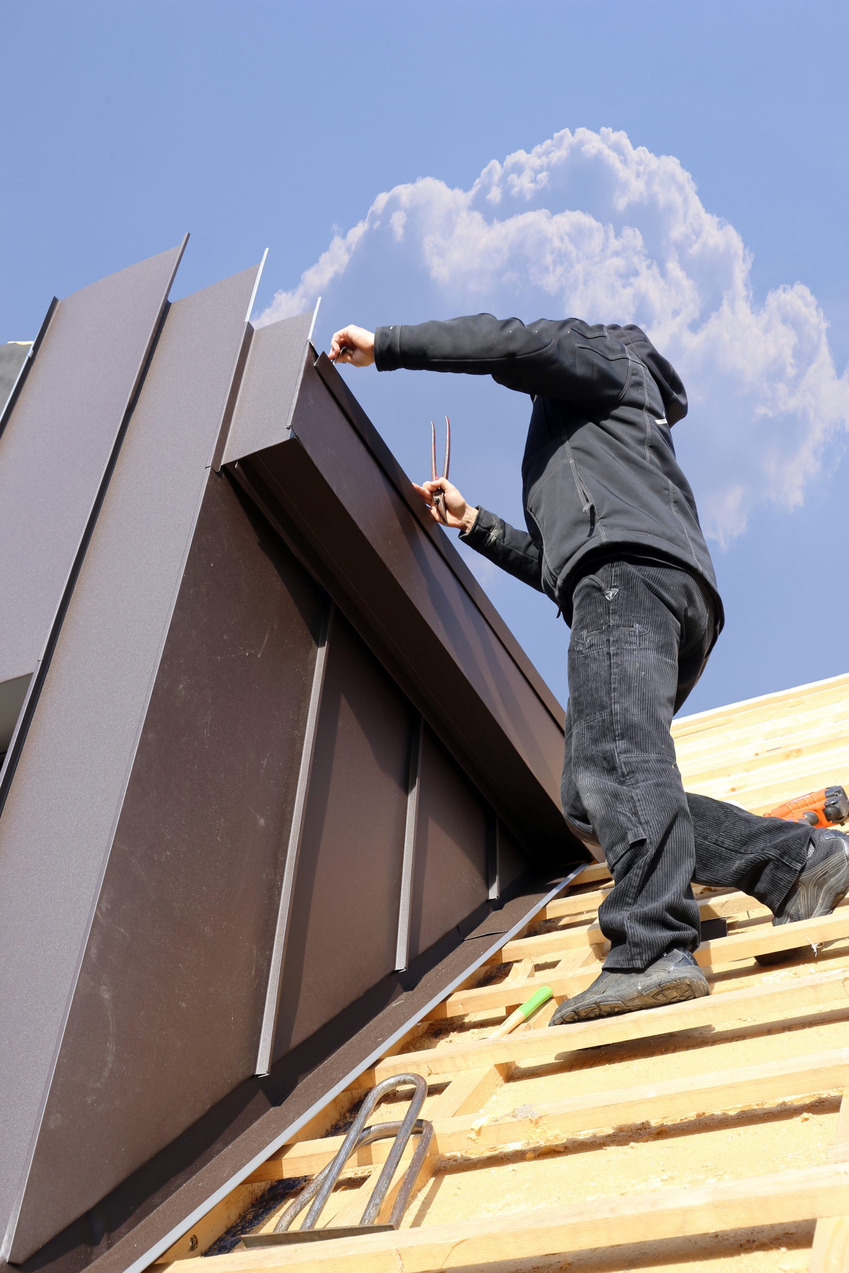 Read more about the article Hire the Pros: Lancaster Building Contractors You Can Trust